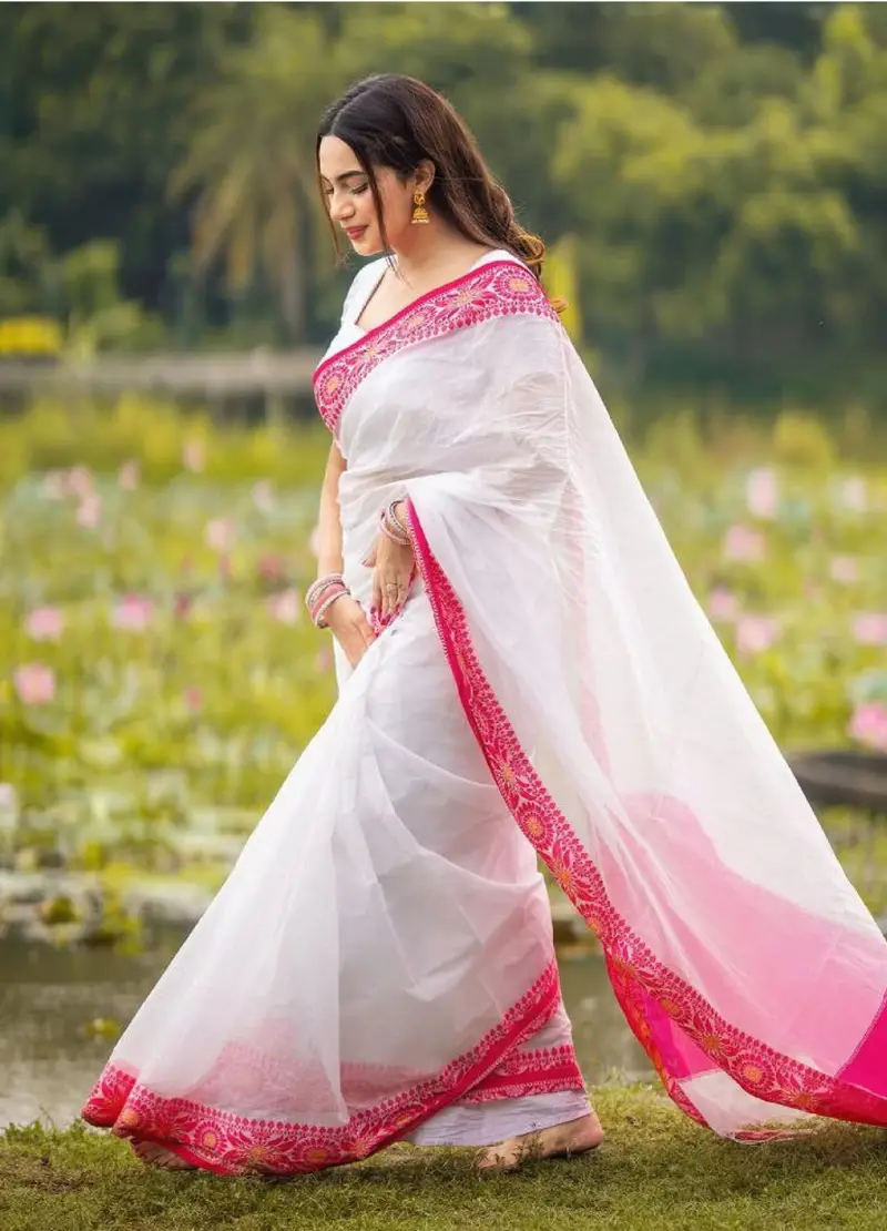 পিওর সুতি আড়ং কটন শাড়ি + ব্লাউজ পিচ